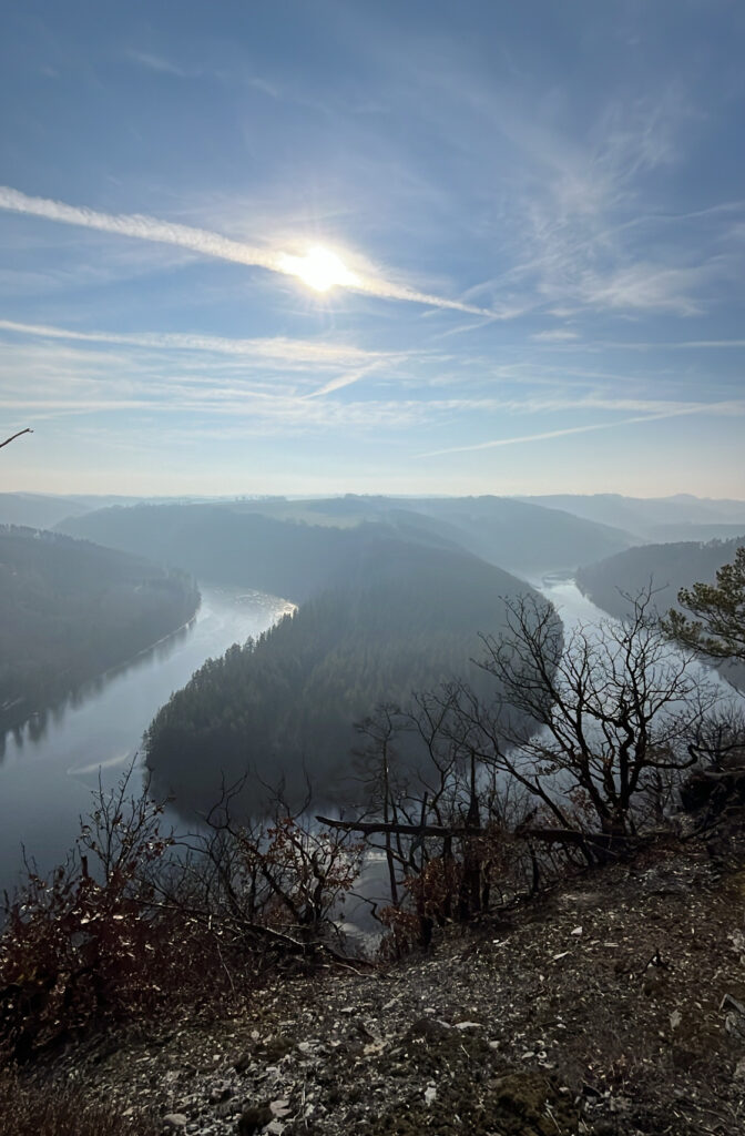 Thüringer Meer Blick auf die Saaleschleife Teufelskanzel